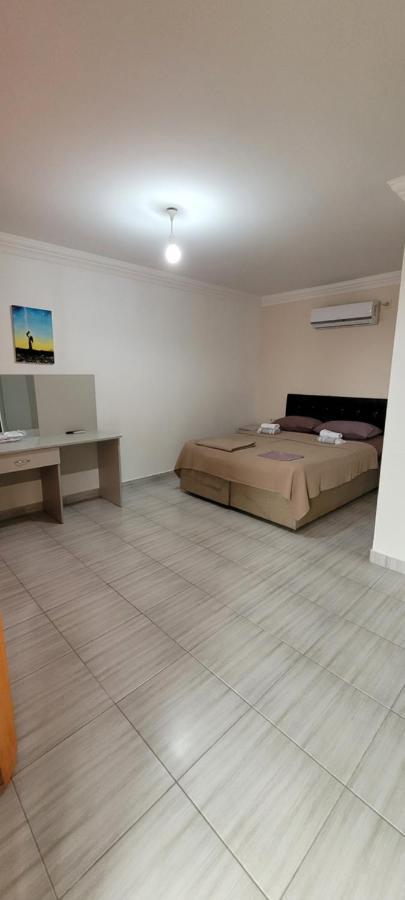 Apsa Butik Hotel Sukhumi Eksteriør bilde