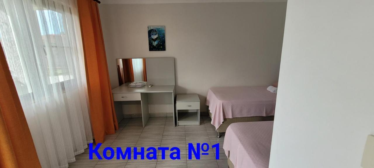 Apsa Butik Hotel Sukhumi Eksteriør bilde
