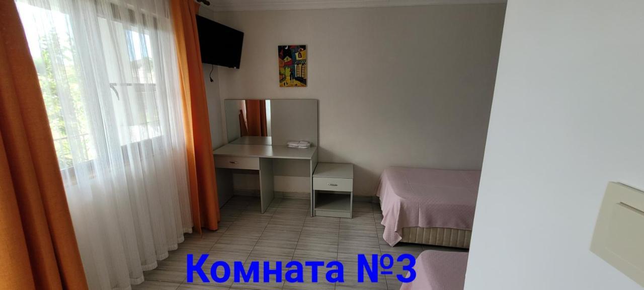 Apsa Butik Hotel Sukhumi Eksteriør bilde