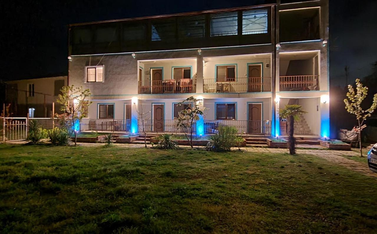 Apsa Butik Hotel Sukhumi Eksteriør bilde