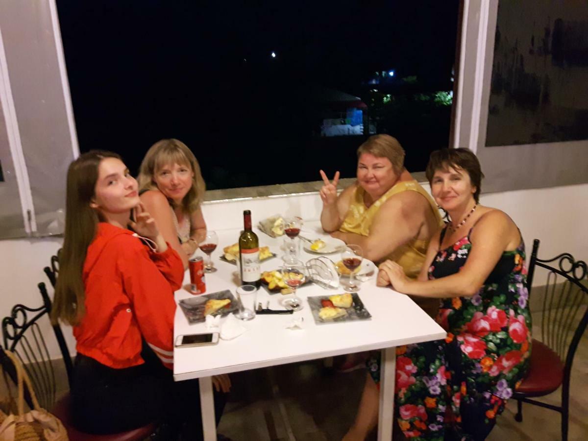 Apsa Butik Hotel Sukhumi Eksteriør bilde