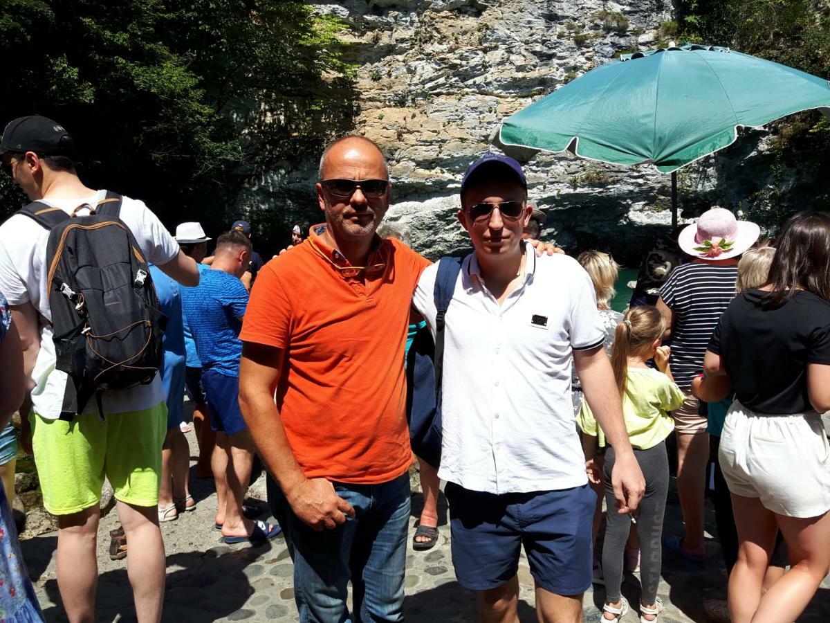 Apsa Butik Hotel Sukhumi Eksteriør bilde
